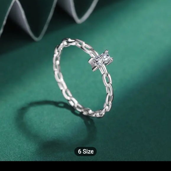 Sterling Silver Minimalist Dainty Chain Ring - Picture 2 of 4